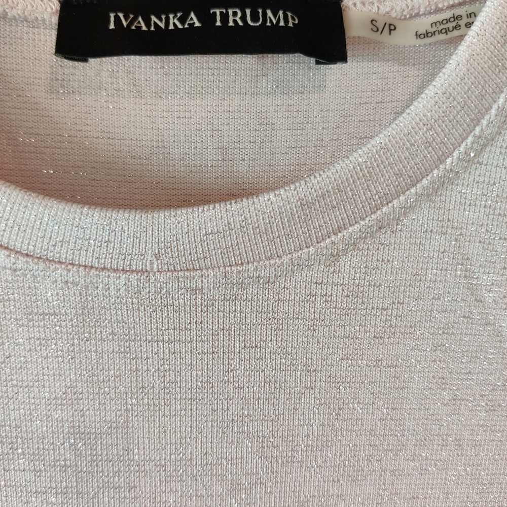 Ivanka Trump Top - Picture 3 of 5